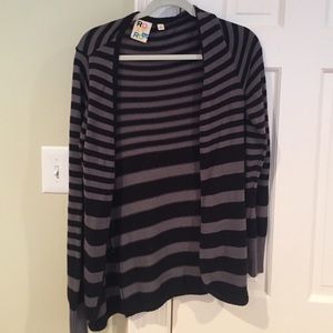 Roxy sweater
