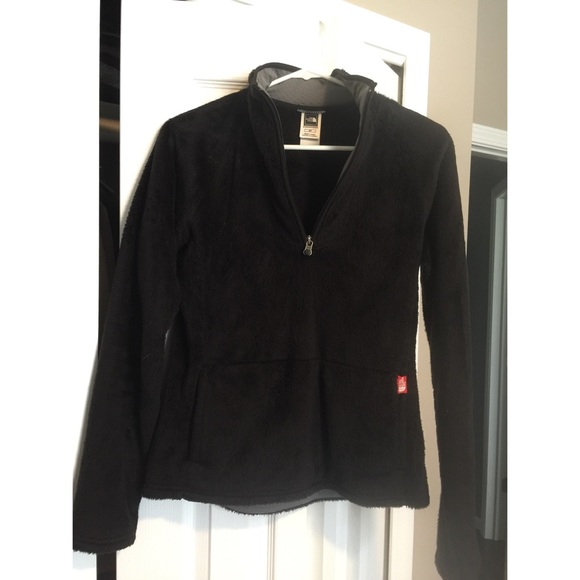 North face pull over