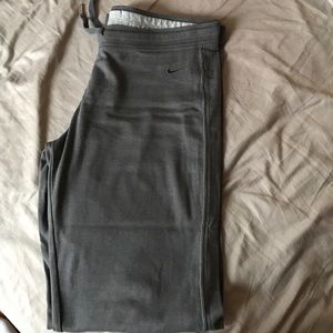 NIKE sweat pants !