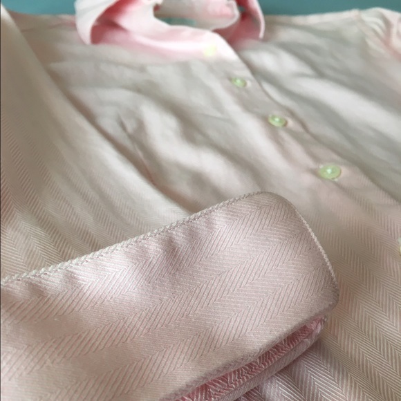 Button Down - Picture 4 of 4