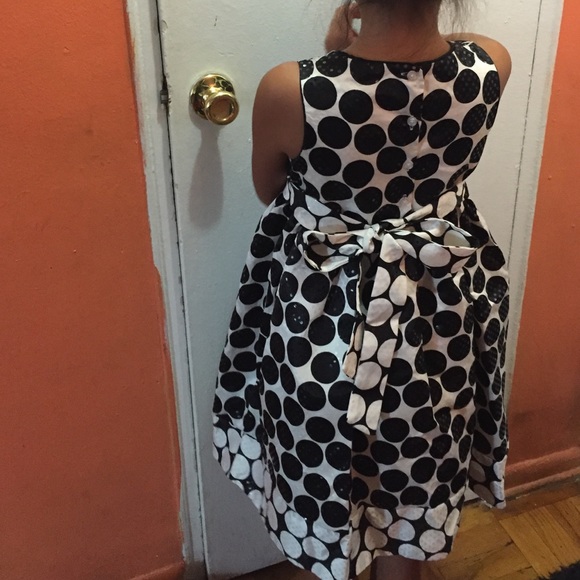 White and black Polka dotted dress. 😍😍😍 - Picture 2 of 2