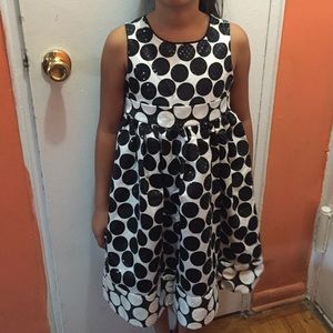 White and black Polka dotted dress. 😍😍😍