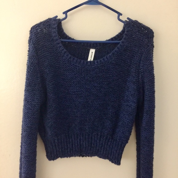 Bethany Mota cropped navy blue sweater.