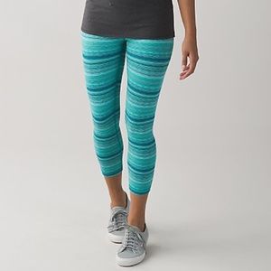 Lululemon Athletica wunder under crop NWT!! Size 4