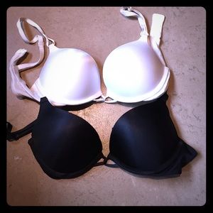 VICTORIAS SECRET MIRACULOUS PUSH UP BRas