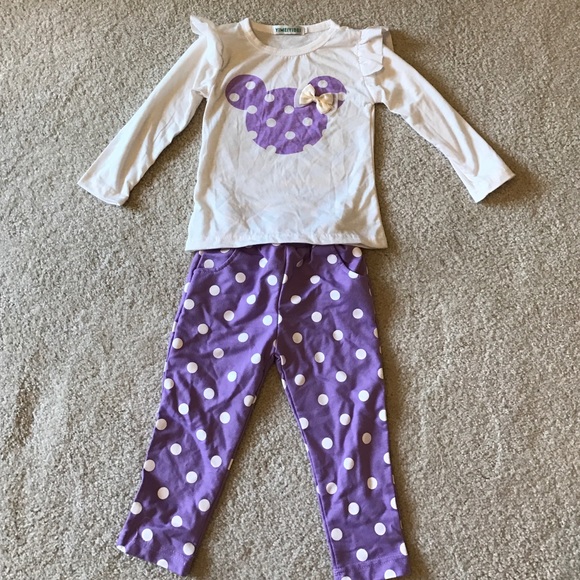 NWOT 3T Minnie Mouse outfit