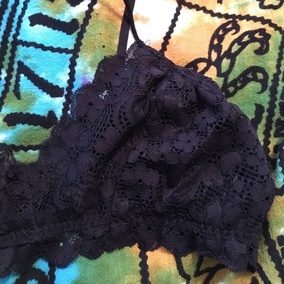 black floral bralette - Picture 3 of 3