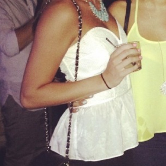 Tobi White Peplum Top - Picture 3 of 3