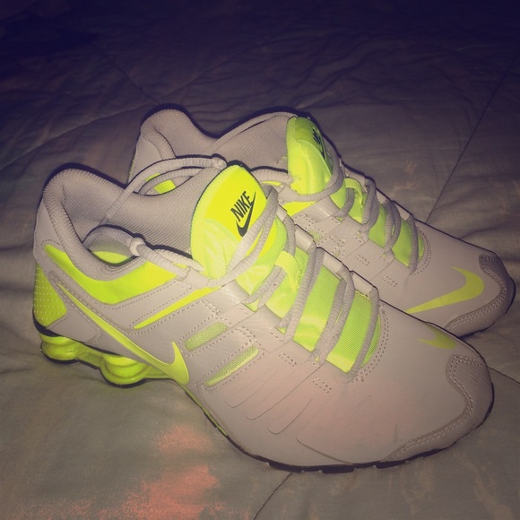 Woman's Nikes - Picture 1 of 1