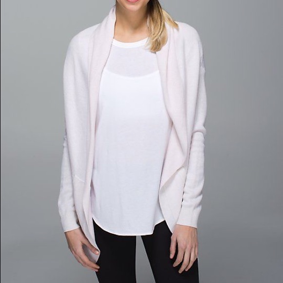 Lululemon athletica cabin yogi wrap size 4 NWOT!!