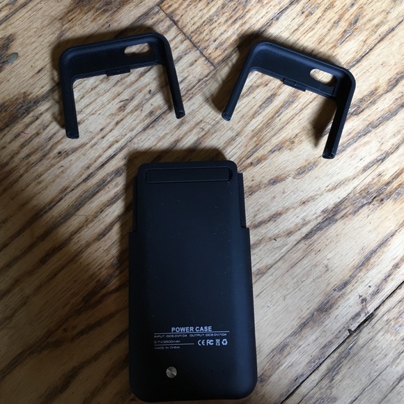 iPhone 6/6s charging case.