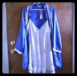 Blue & White sleep set