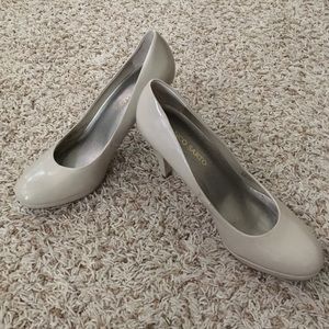 Franco Sarto nude pumps 9.5