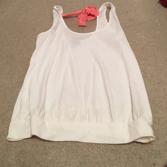 White tank