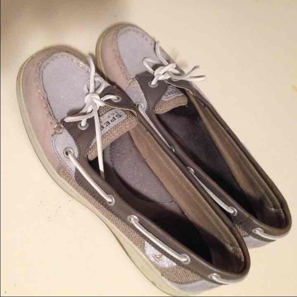 Sperry top-sider size 9