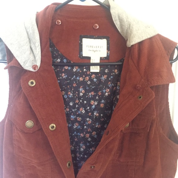 Forever 21 Vest! - Picture 3 of 3