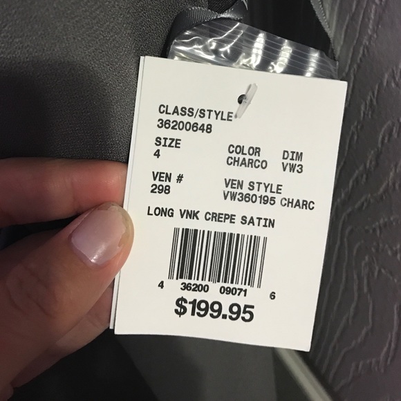 Vera Wang Designer Dress - Picture 3 of 4