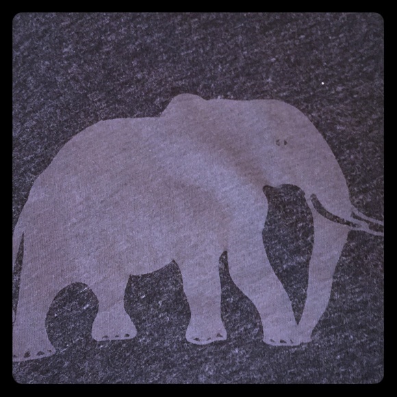🎊 SALE 🎊 LIMITED EDITION J. CREW ELEPHANT TEE