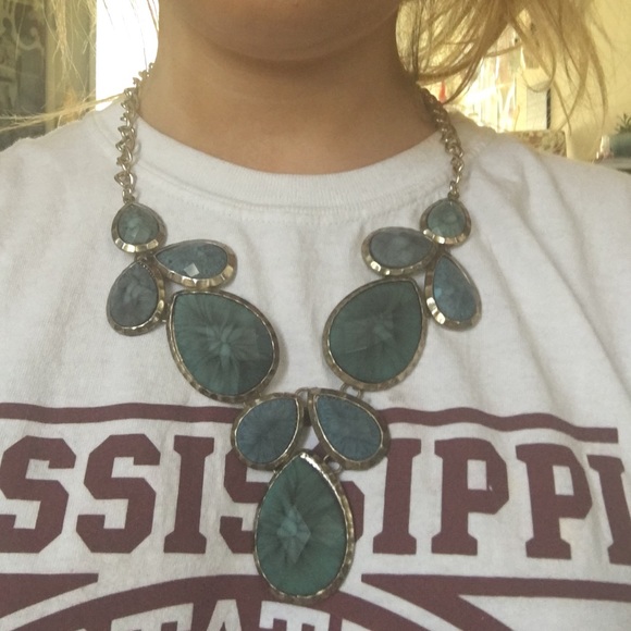 Necklace - Picture 4 of 4