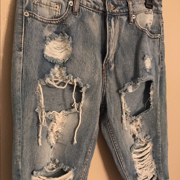 Distressed Denim Cut Off Shorts, NWOT - Picture 3 of 4