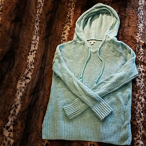 Knit sweater