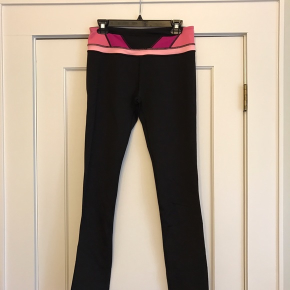 Lululemon groove pants sz 8 and workout leggings