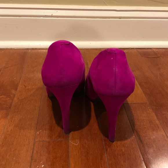 Jessica Simpson pumps - Picture 3 of 3