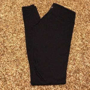 Black Lululemon Wunder Unders size 4