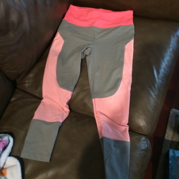 Victoria secret exercise capris