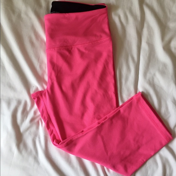 Victoria Secret Sport Yoga Capri Pants