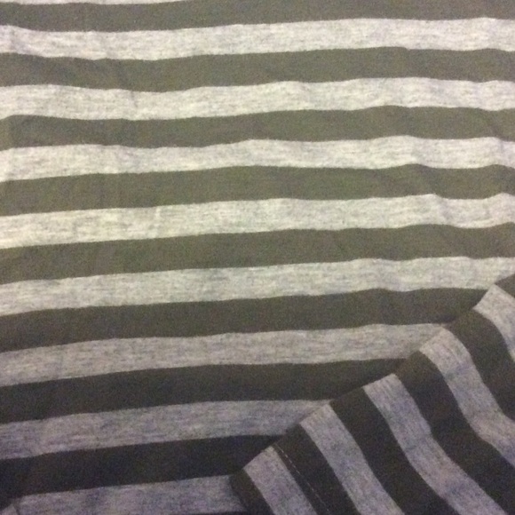 Size: medium juniors - Picture 2 of 4