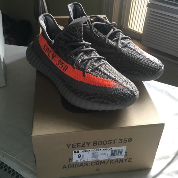Adidas Yeezy Boost 350 V2  Yeezy Boost 350 V2