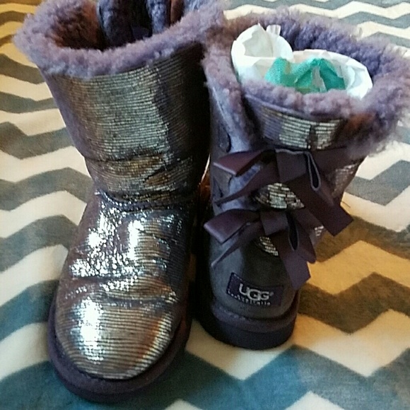 GIRLS UGG BOOTS