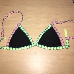 Triangle neon and black bikini
