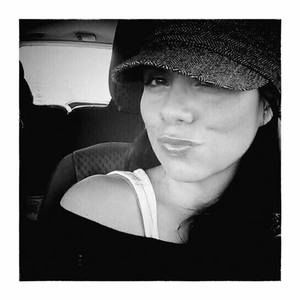 Meet your Posher, Daniela