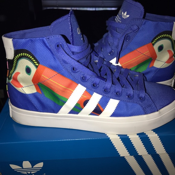 Adidas high top sneaker blue