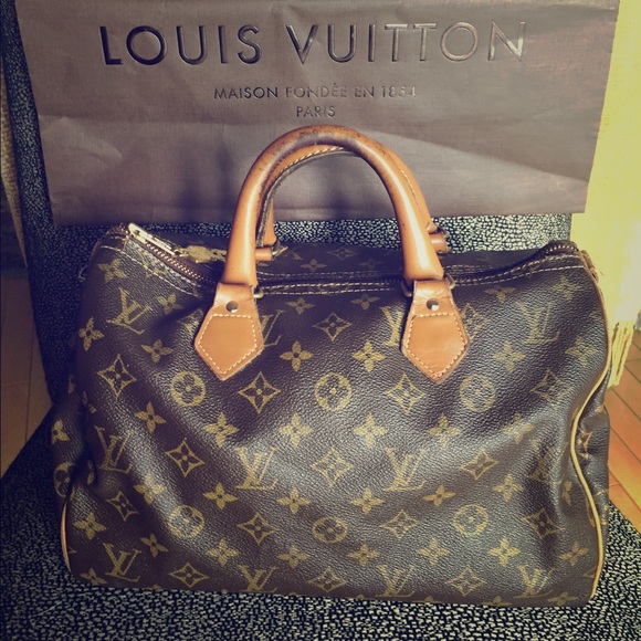 Louis Vuitton speedy bag