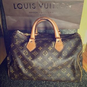 Louis Vuitton speedy bag