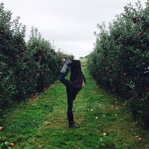 Meet your Posher, Kayla