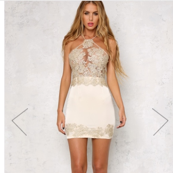 **HOST PICK** 10/18 Bodycon Lace Dress