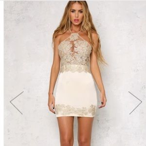 **HOST PICK** 10/18 Bodycon Lace Dress