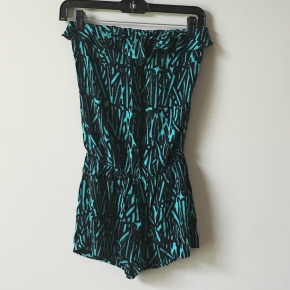 Geo print romper - Picture 2 of 3