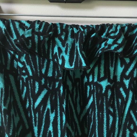 Geo print romper - Picture 3 of 3