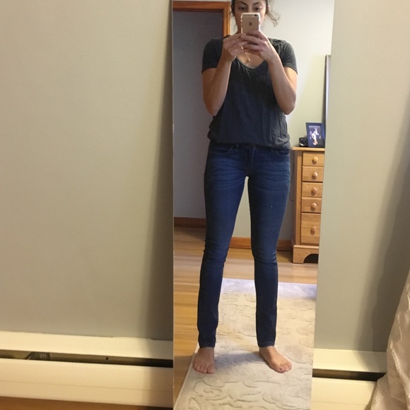 Levi's size 3 short dark denim