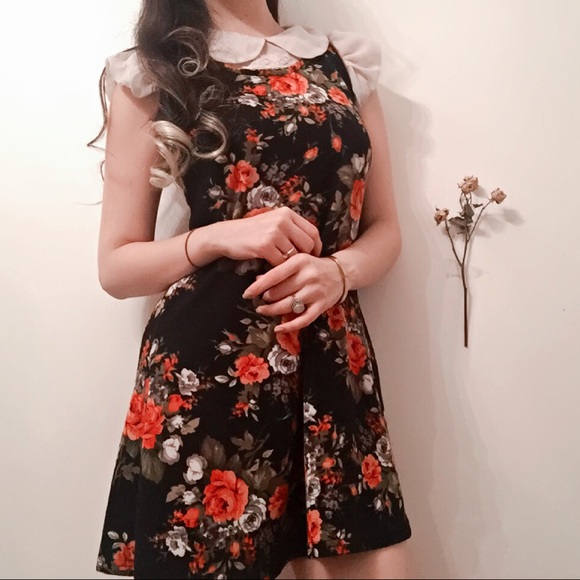 { roses knit mini dress } - Picture 2 of 4