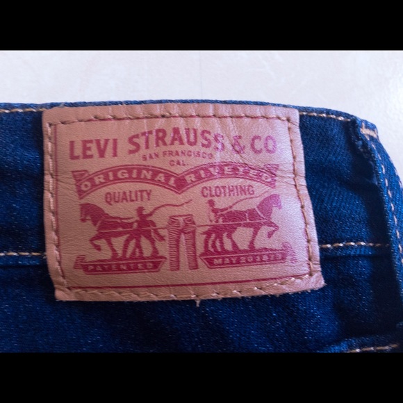 Levi's 711 Skinny Jeans - Picture 3 of 3