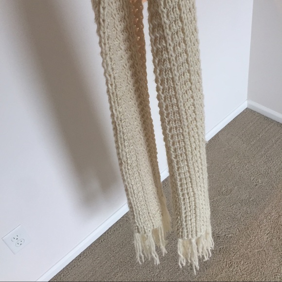 Scarf - Picture 2 of 2