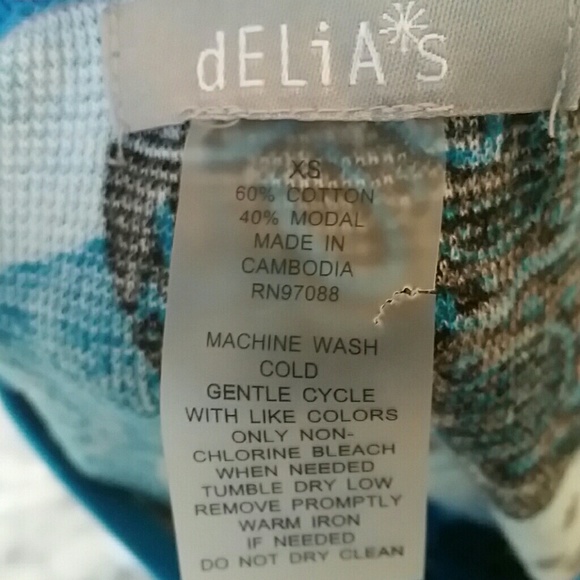 DELIA'S heart pattern l/s shirt - Picture 3 of 4