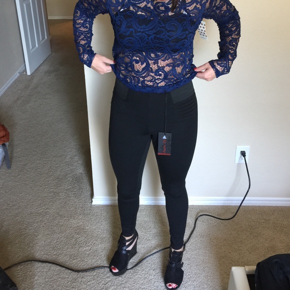 Sapphire red leggings Clearance