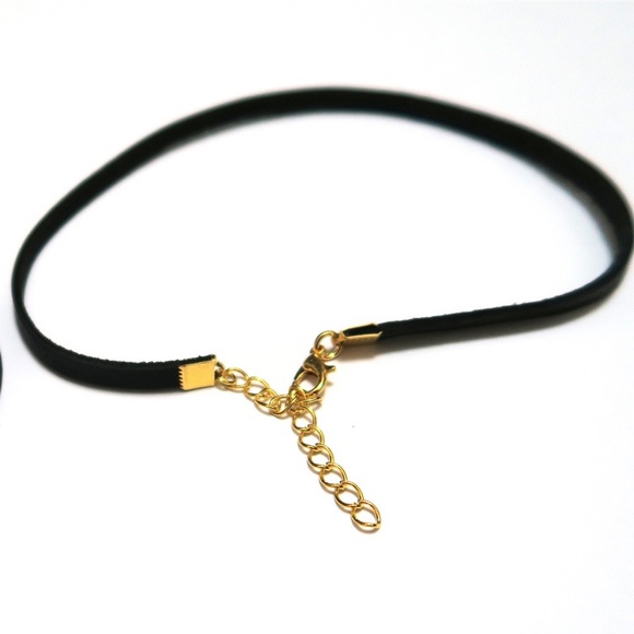Thin Black Leather Choker - Picture 2 of 2
